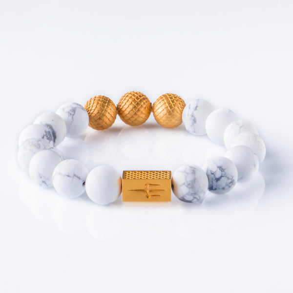 Howlite 12mm K-18 Yellow Gold