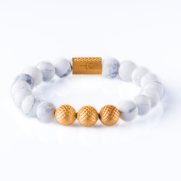 Howlite 10mm K-18 Yellow Gold